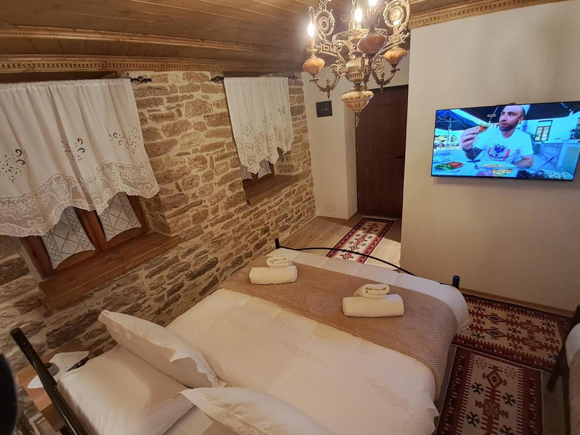 Guest House Hasko Gjirokastër Habitación foto
